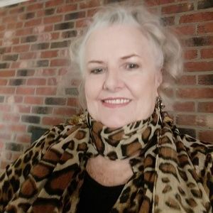 Meet your Posher, Candace